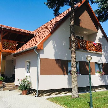 Apartament Hanna Apartman Balatonlelle Zewnętrze zdjęcie
